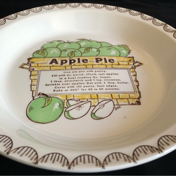 10” Vintage Ceramic Apple Pie Dish with Recipe - Picture 2 of 9